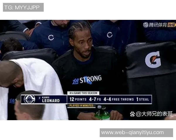 克拉克斯顿高效表现全队依赖他12投8中轻松砍下17分4篮板2助攻