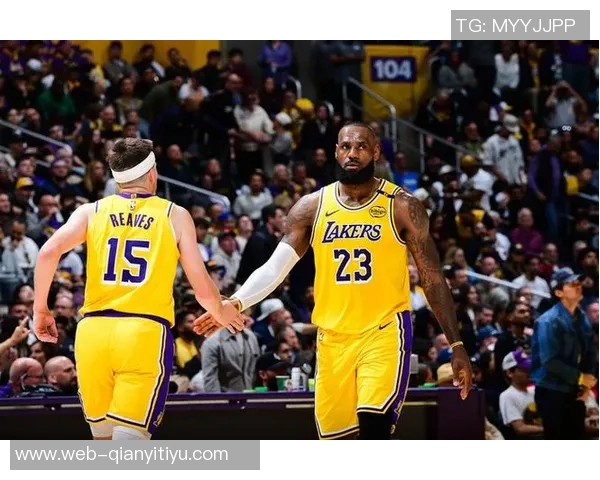 媒体人分析卢卡里夫斯崛起湖人战术将向新星转型不再依赖詹姆斯 媒体人分析卢卡里夫斯崛起湖人战术将向新星转型不再依赖詹姆斯