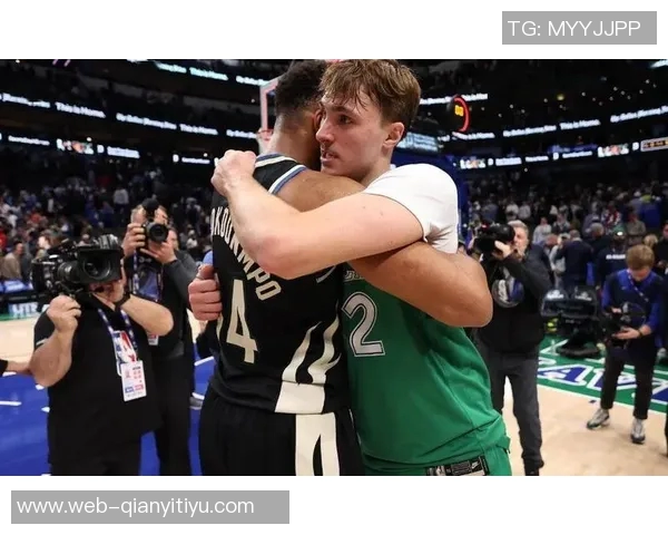 明天独行侠对阵雄鹿浓眉和加福德出战存疑莱夫利可能缺席比赛 明天独行侠对阵雄鹿浓眉和加福德出战存疑莱夫利可能缺席比赛