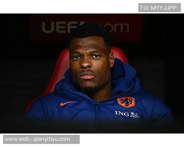 国米因邓弗里斯伤缺至三月初积极寻求冬窗右后卫引援方案